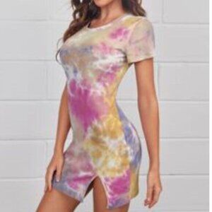 Small ribbed fitted stretch tie dye short sleeve body con dress